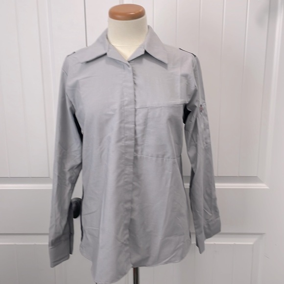 Ladies Red Kap ZEROSKRATCH long sleeve colorblock button-up shirt. Silver/Char… - Picture 1 of 6